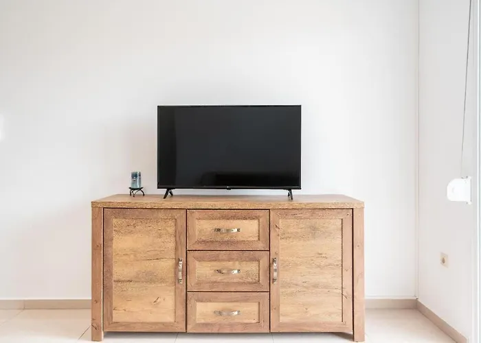 Elias With View شقة *