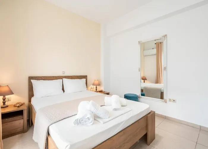 Elias With View * Rhodes City